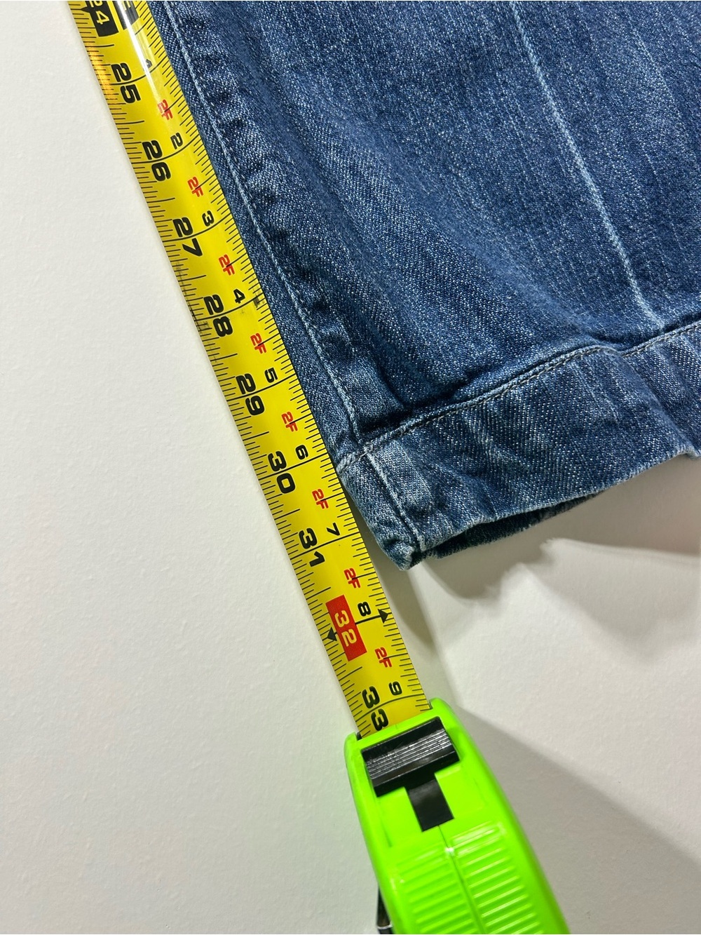 Women’s 7 for all mankind Dojo low rise flare jeans size 27 x 32” inseam 8” - Picture 7 of 7